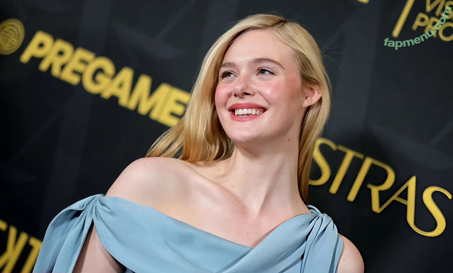 Elle Fanning nude photo #4312 (ellefanning)