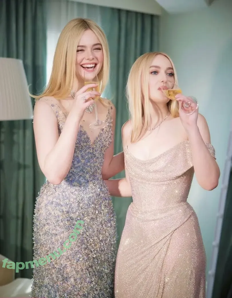 Elle Fanning nude photo #4323 (ellefanning)