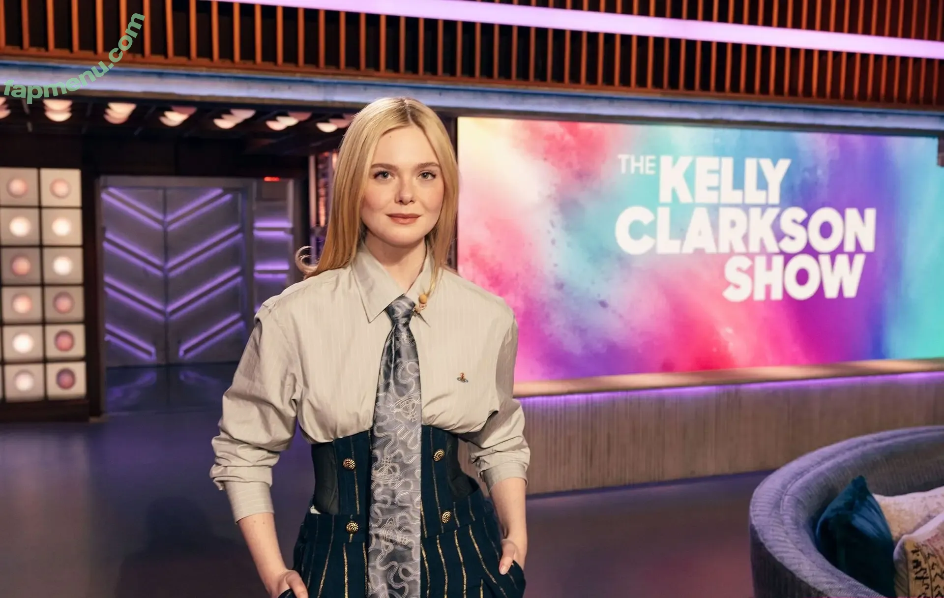 Elle Fanning nude photo #4326 (ellefanning)