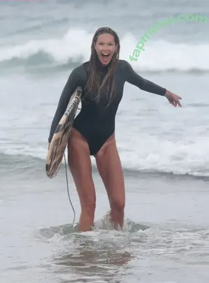 Elle Macpherson / ElleMacpherson / ellemacphersonofficial nude photo #0253