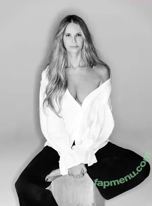 Elle Macpherson / ElleMacpherson nude photo #0268