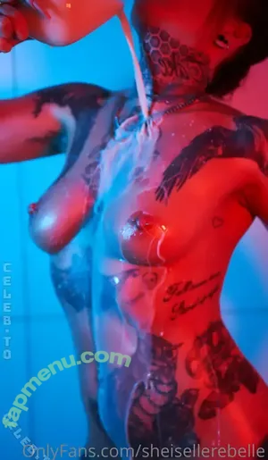 Elle Rebelle / sheisellerebelle nude photo #0021