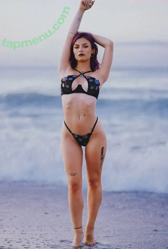 ElleHell nude photo #0008 (elleofhell)
