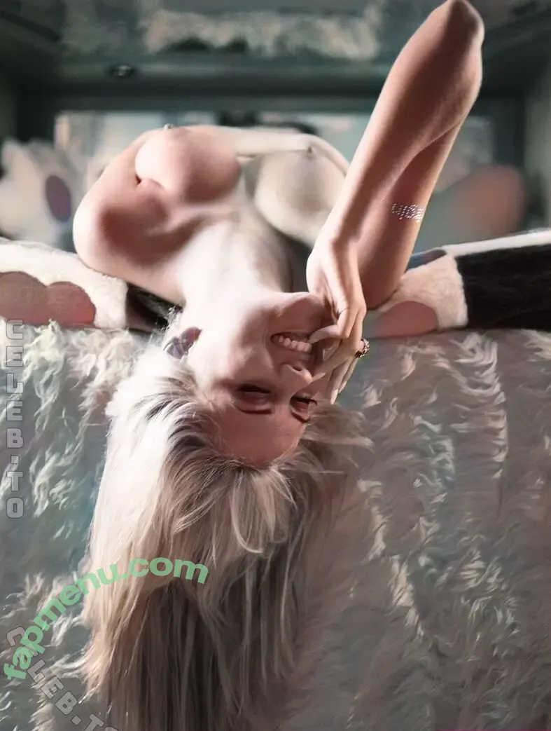 Ellen Rocche nude photo #0166 (Ellen_Rocche)