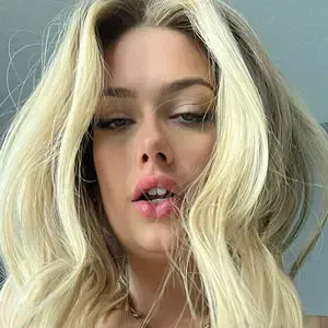 ellerayxo / Elle Ray nude photo #0015