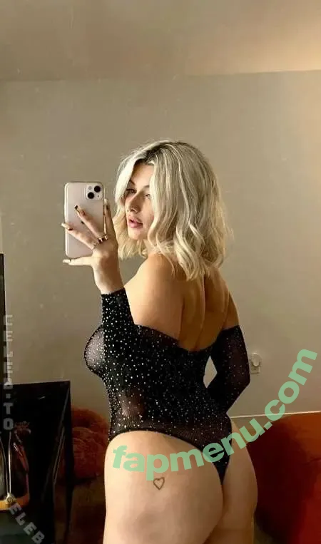 ellerayxo nude photo #0207 (ellerayxo)