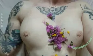 Elles / Cxrruptedkitty / Elleslovexoxo / elleslove / heartsicx nude photo #0399