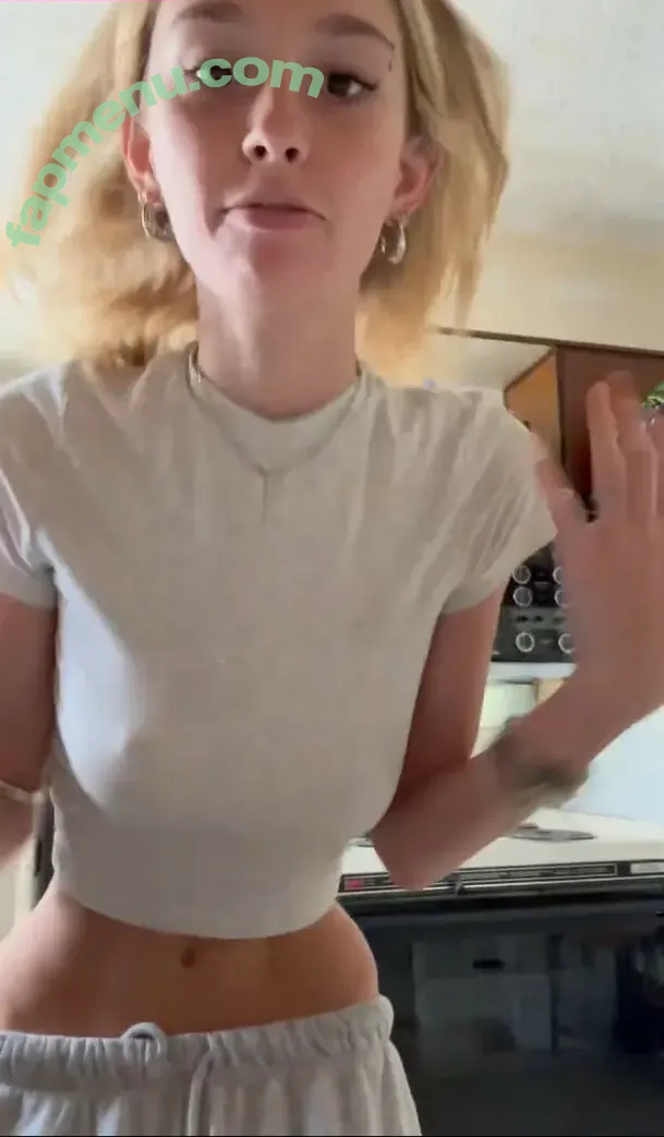 Ellesasmrr nude photo #0051 (Ellesasmrr)