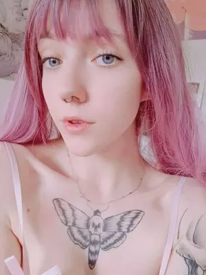 elleslove / Elles / aliceeee_watson / e_l_l_e_s nude photo #1301