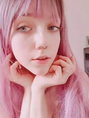 elleslove / Elles / aliceeee_watson / e_l_l_e_s nude photo #1302