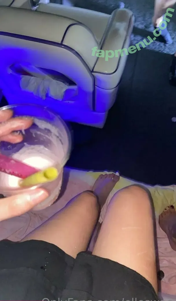 elleswae nude photo #0006 (elleswae)
