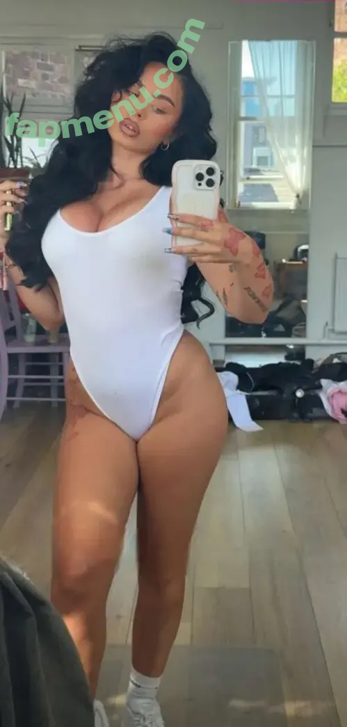 Elley Davies nude photo #0022 (elley.davies / elleydavies)