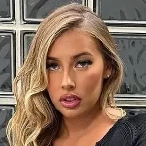 Elley Earls / Elleyearlss nude photo #0009