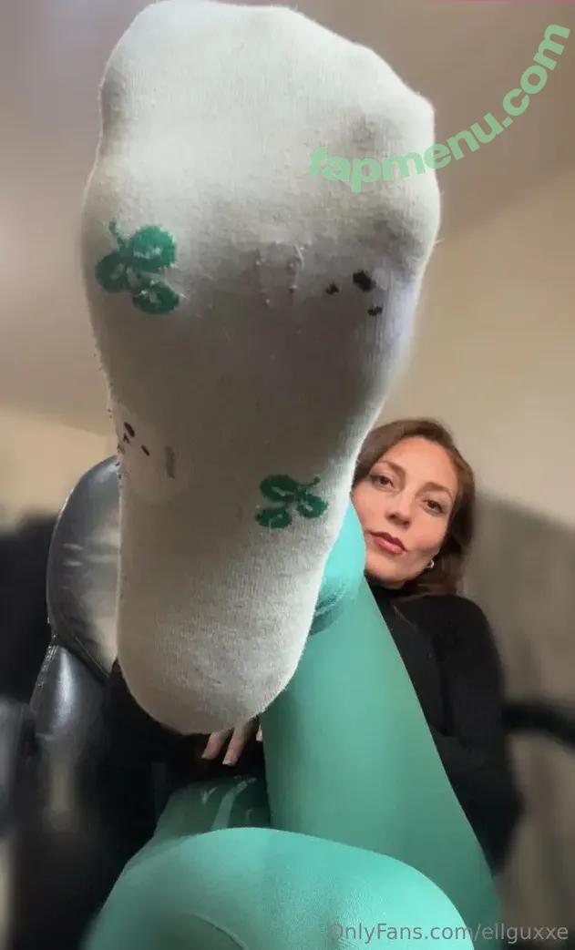 ellguxxe nude photo #0079 (ellguxxe)