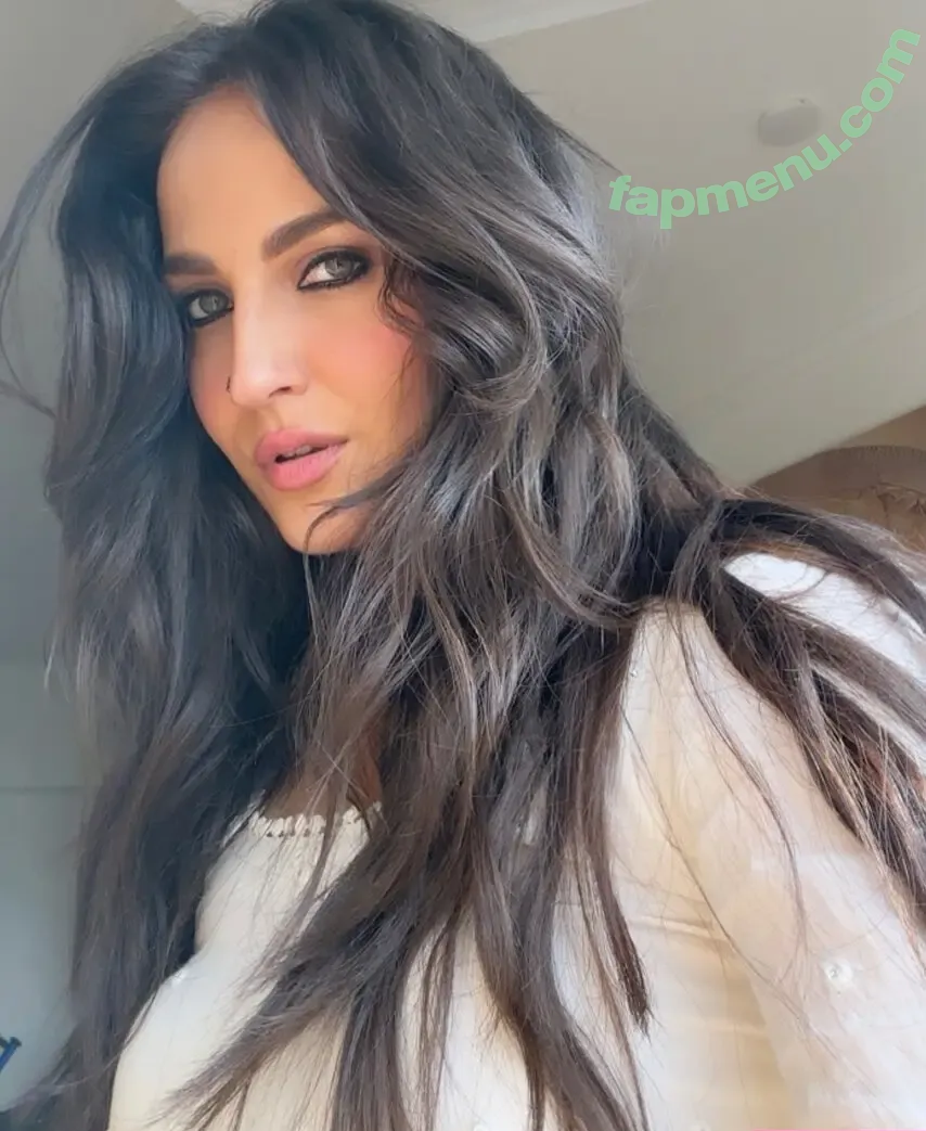 Elli Avrram nude photo #0008 (avram / elliavrram)