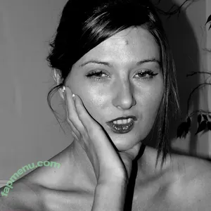 Ellidh Bee / geminiwitch / scottish model nude photo #0065