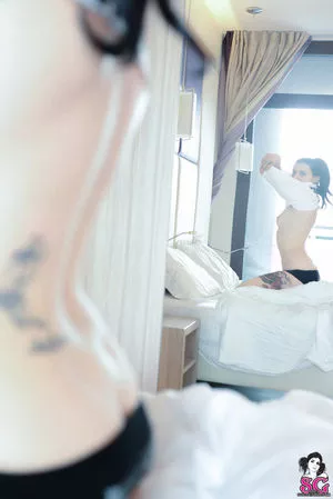 Ellie Alien ASMR / ellie.alien.asmr / elliealienasmr nude photo #0061