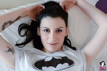 Ellie Alien ASMR / ellie.alien.asmr / elliealienasmr nude photo #0075