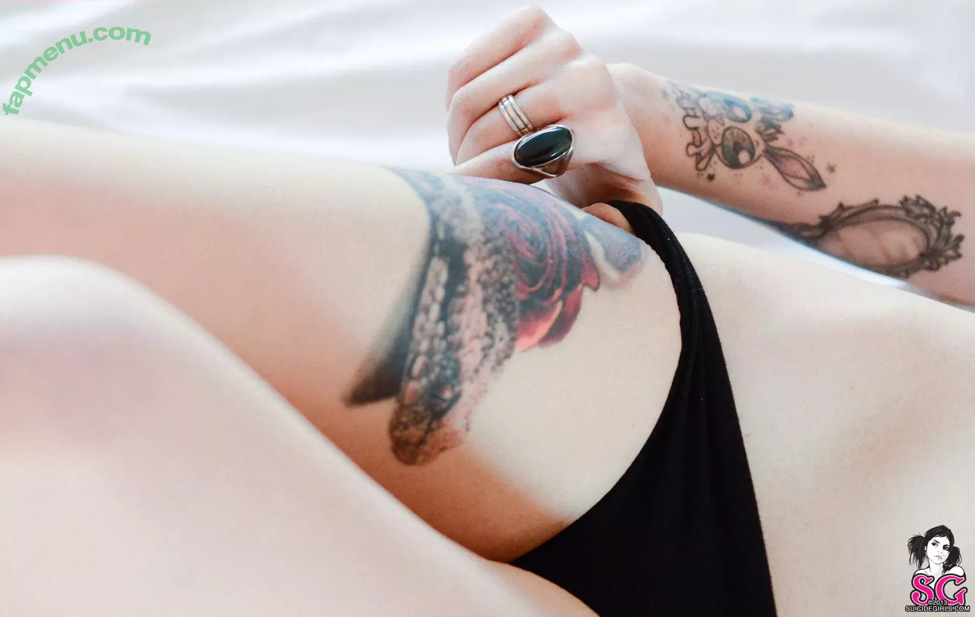 Ellie Alien ASMR nude photo #0065 (ellie.alien.asmr / elliealienasmr)