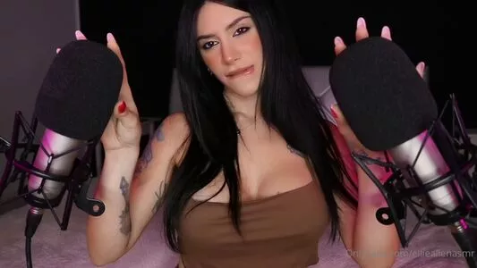 Ellie Alien / ellie.alien.asmr / elliealienasmr nude photo #0100