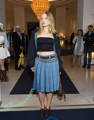 Ellie Bamber / elliebamber_ / honeybambs nude photo #0500