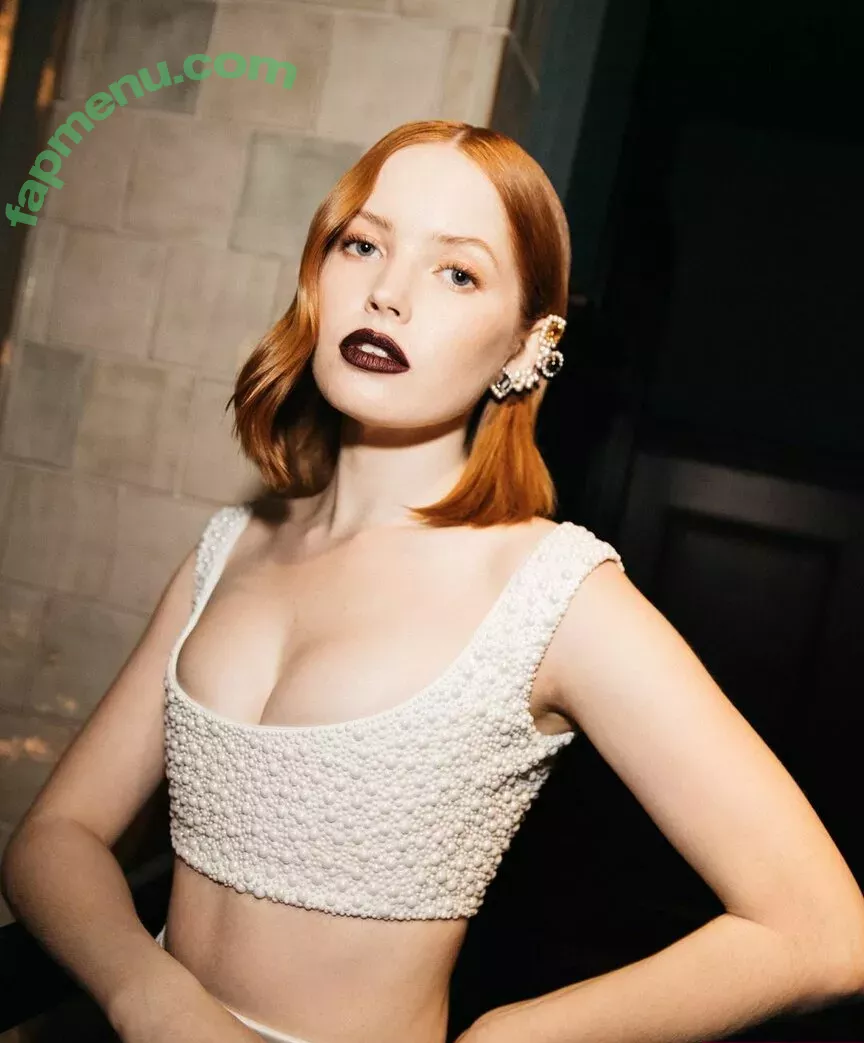 Ellie Bamber nude photo #0008 (elliebamber_ / honeybambs)