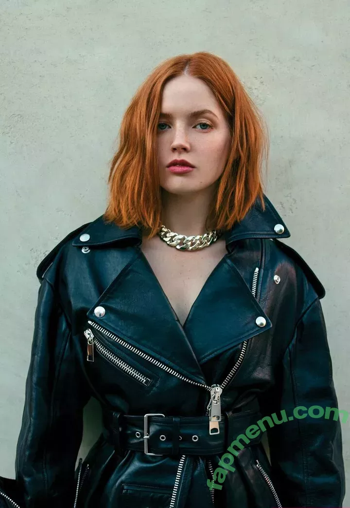 Ellie Bamber nude photo #0020 (elliebamber_ / honeybambs)