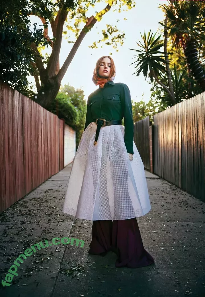 Ellie Bamber nude photo #0024 (elliebamber_ / honeybambs)