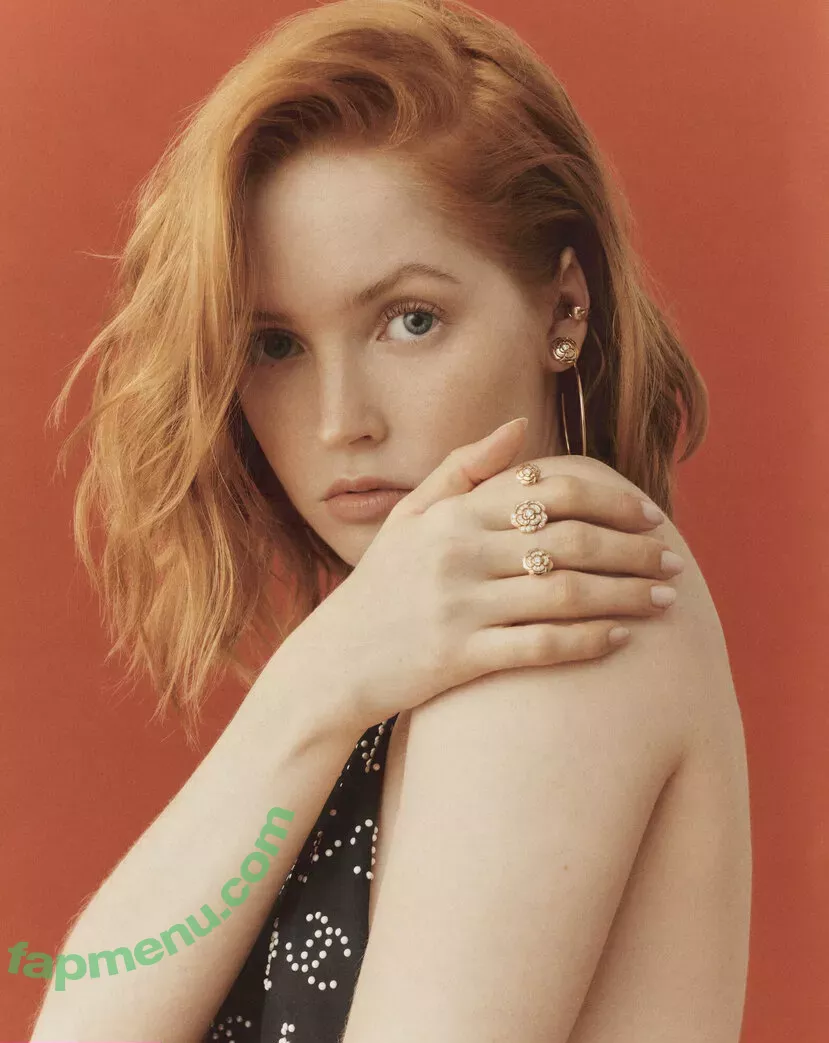 Ellie Bamber nude photo #0340 (elliebamber_ / honeybambs)