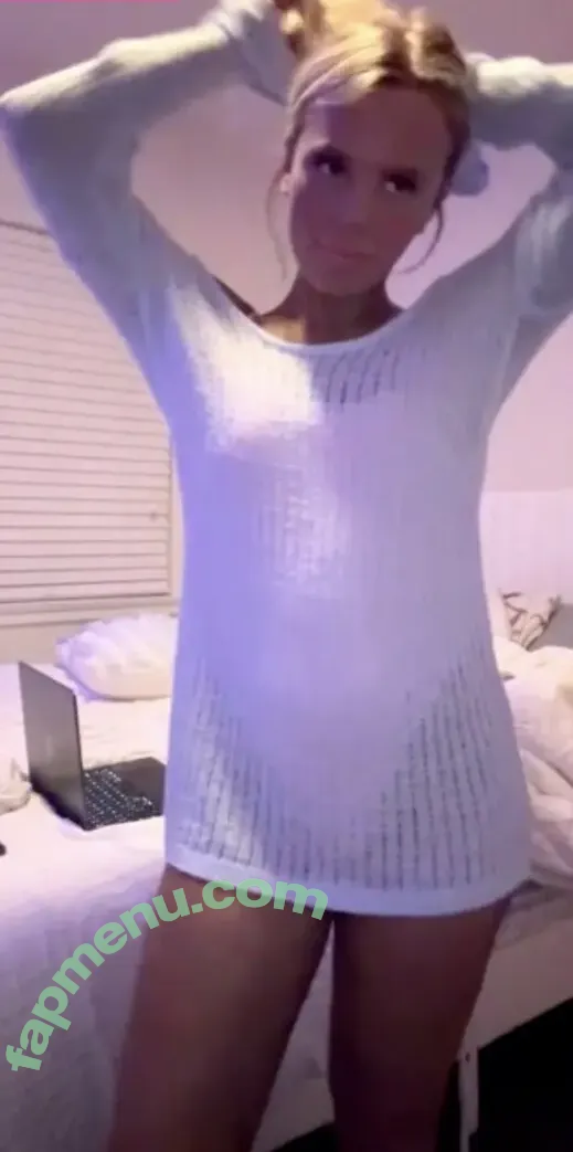 Ellie Blue nude photo #0050 (Ellie Blue Gregoria / ellibelle / hopetastesweet)