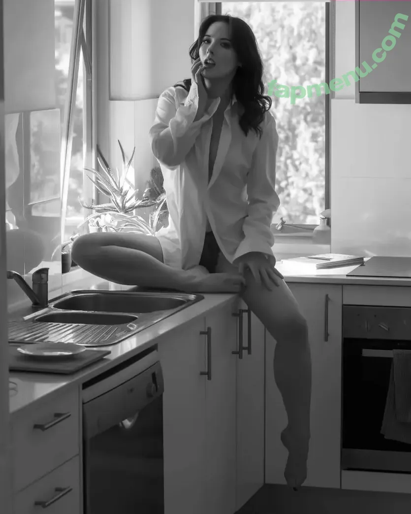 Ellie Christina nude photo #0062 (elliechristina)