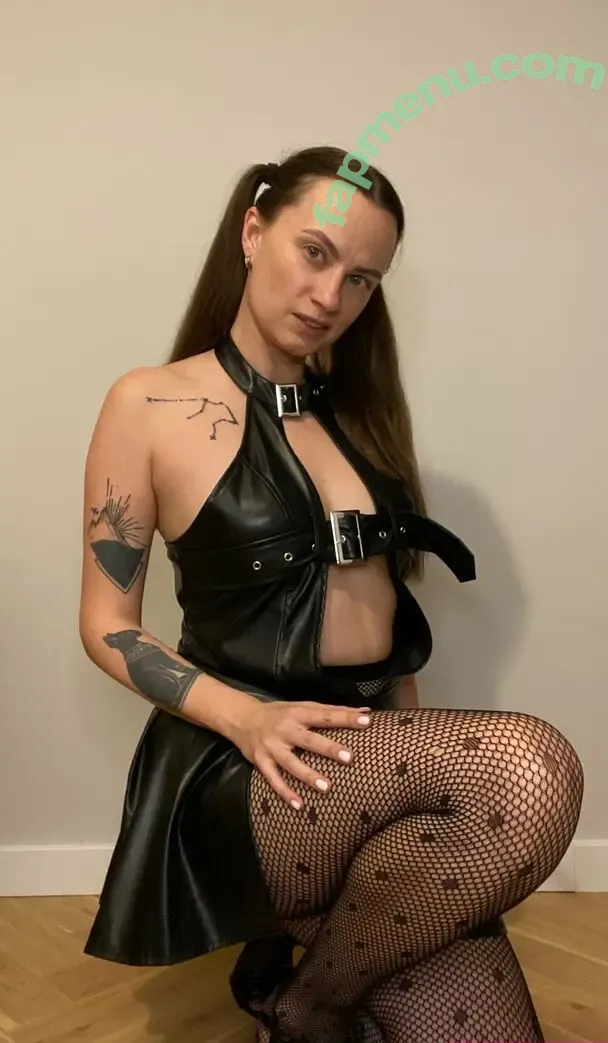 ellie_clark nude photo #0019 (ellie_clark__)