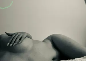 ellie-e / ellieeswartz nude photo #0010