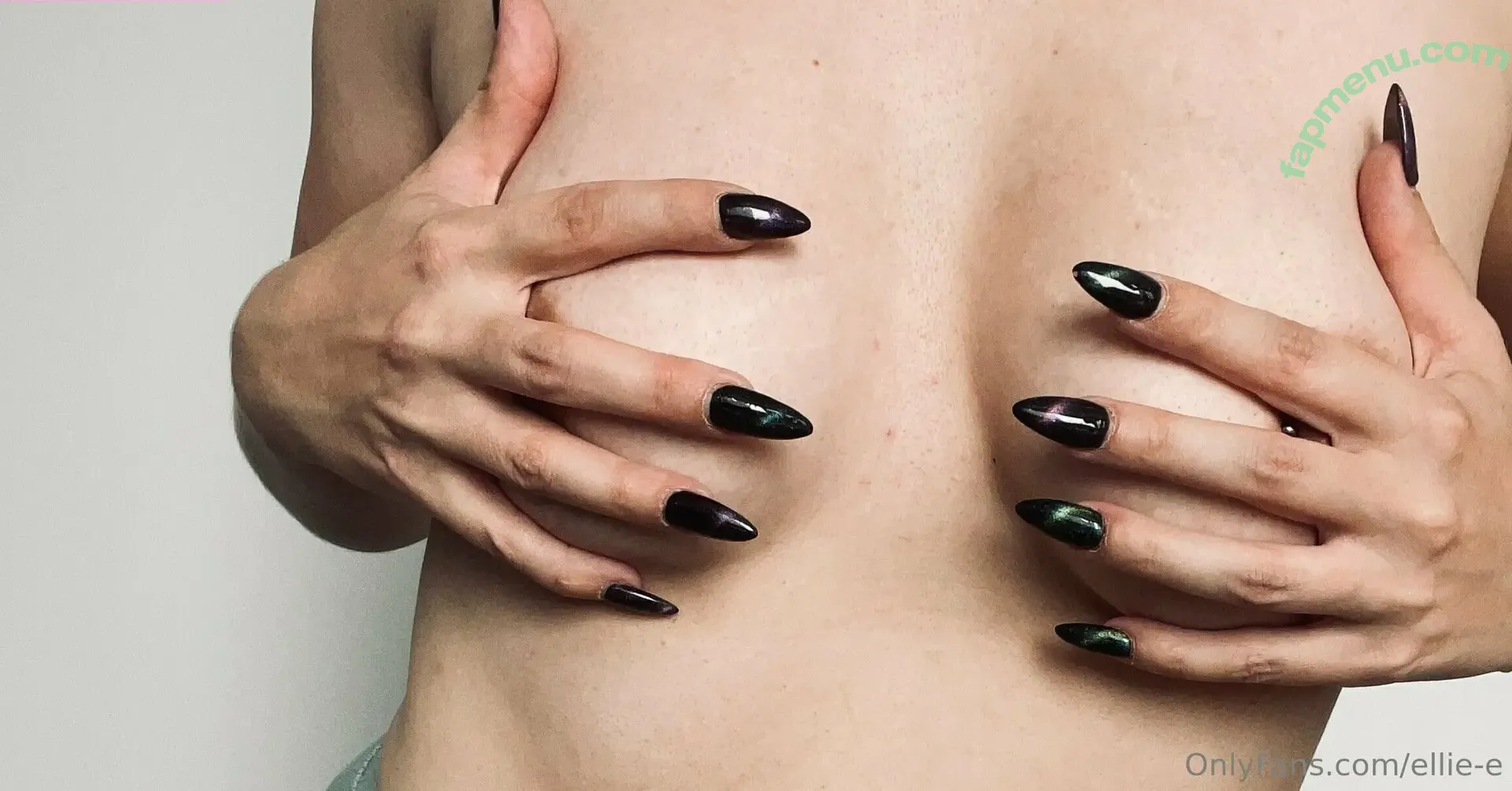 ellie-e nude photo #0024 (ellieeswartz)