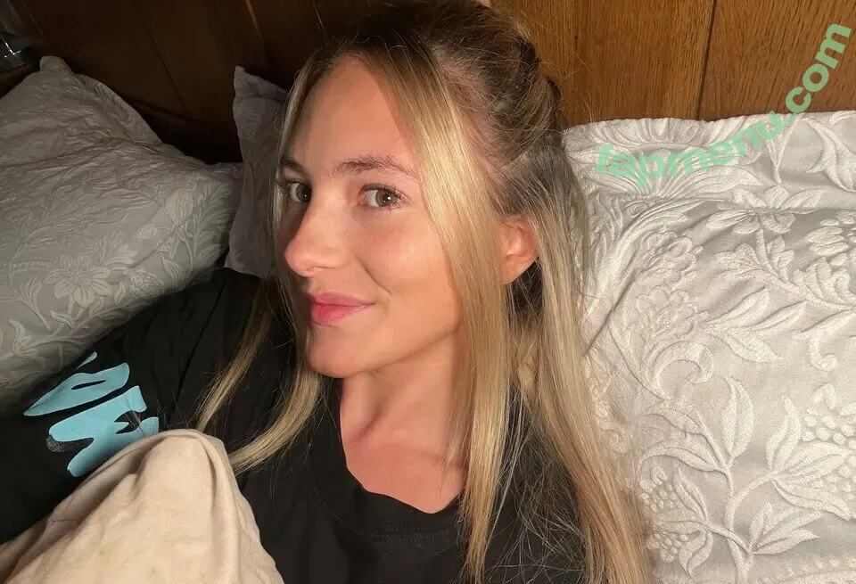 Ellie Edwards nude photo #0038 (ellie.edwards.xox / ellieedwardsxo)
