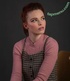 Ellie From WhatCulture / ellie.littlechild nude photo #0012