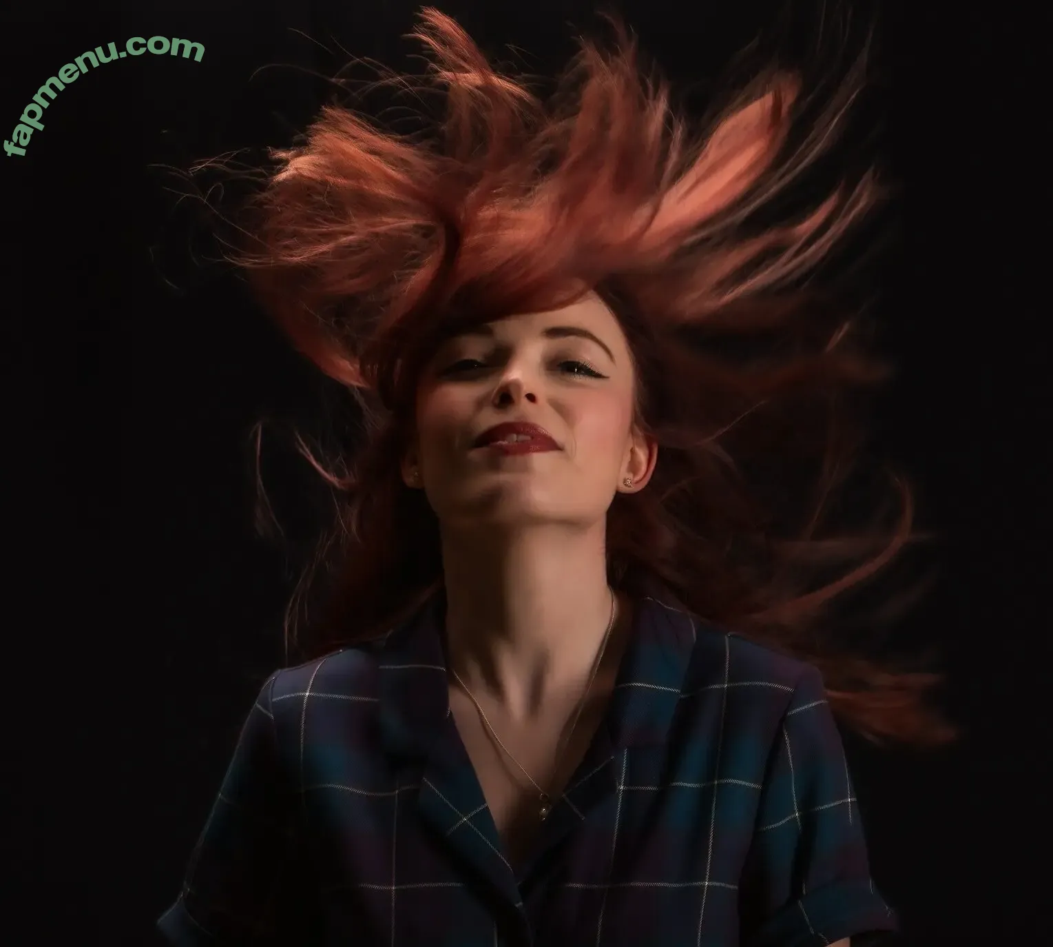 Ellie From WhatCulture nude photo #0053 (ellie.littlechild)