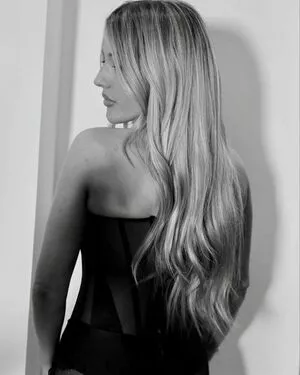 Ellie Goulding / elliegoulding / zarinamae nude photo #0678