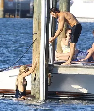 Ellie Goulding / elliegoulding / zarinamae nude photo #0704