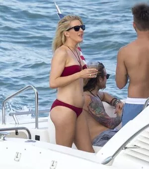 Ellie Goulding / elliegoulding / glovored nude photo #0790