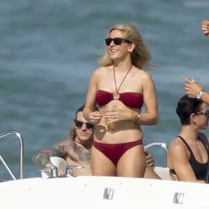 Ellie Goulding / elliegoulding / glovored nude photo #0799