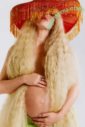 Ellie Goulding / elliegoulding / zarinamae nude photo #0925