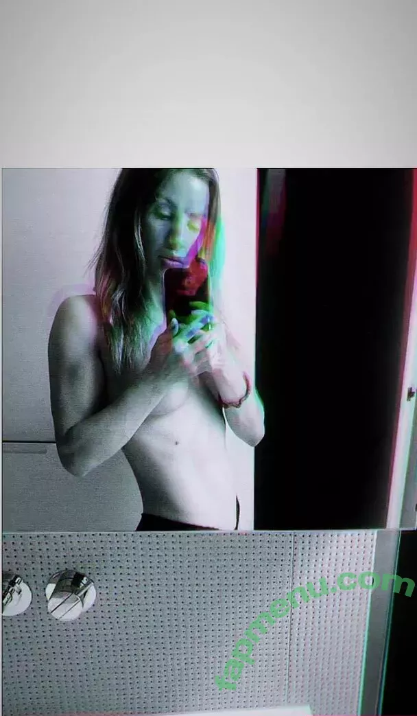 Ellie Goulding nude photo #0192 (elliegoulding / glovored)