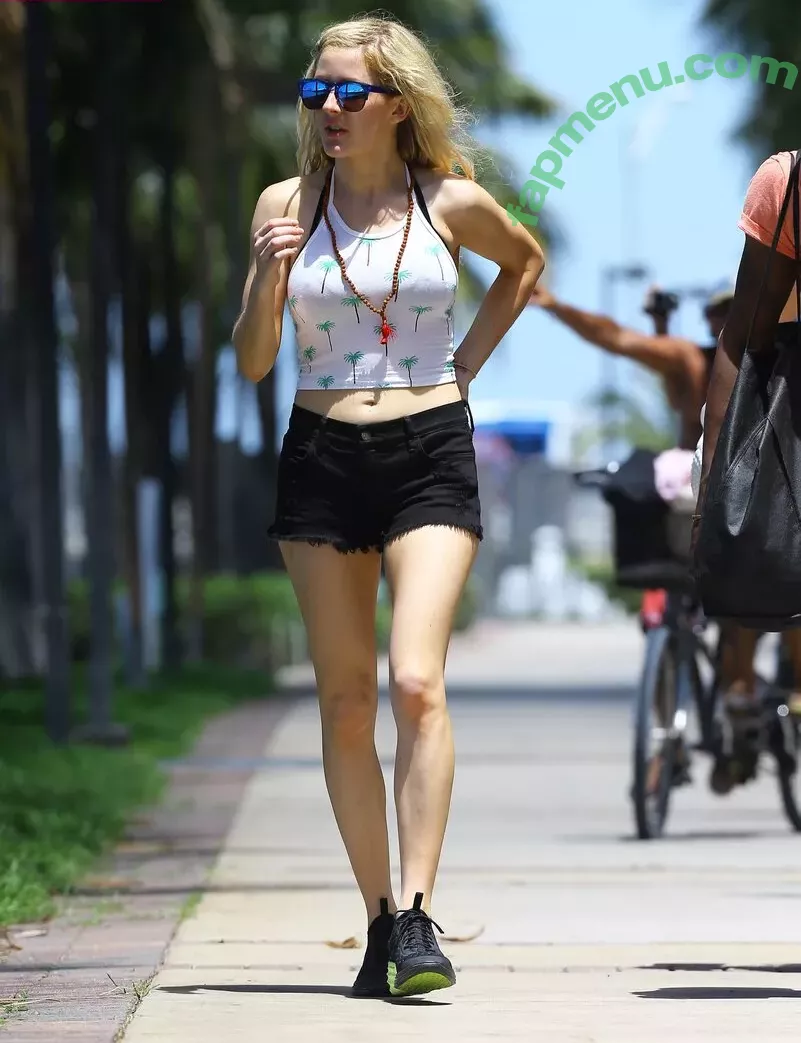 Ellie Goulding nude photo #0209 (elliegoulding / glovored)