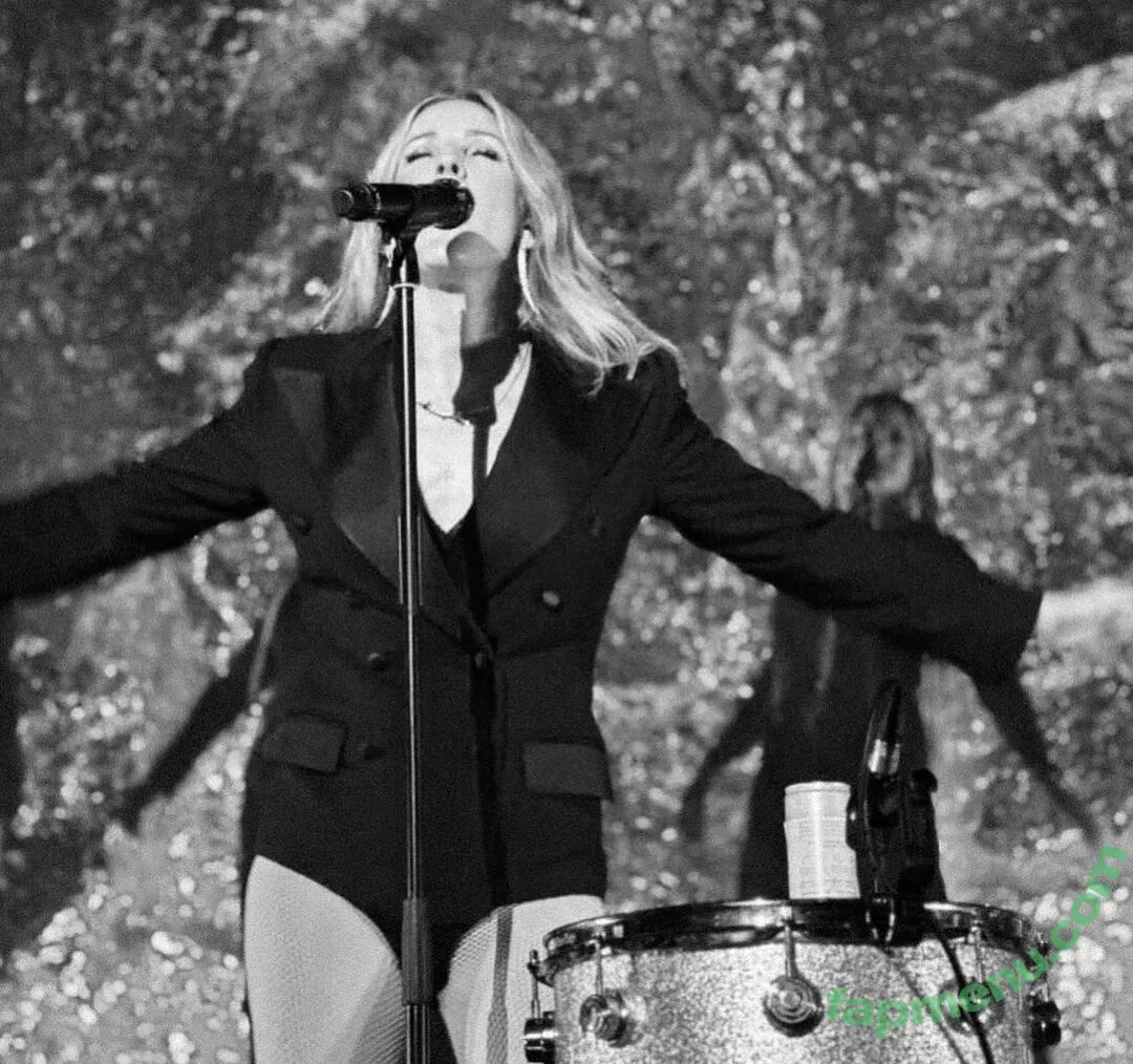 Ellie Goulding nude photo #0258 (elliegoulding / glovored)