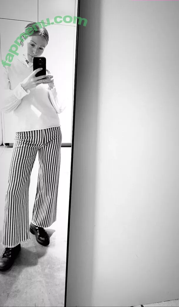 Ellie Goulding nude photo #0283 (elliegoulding / glovored)