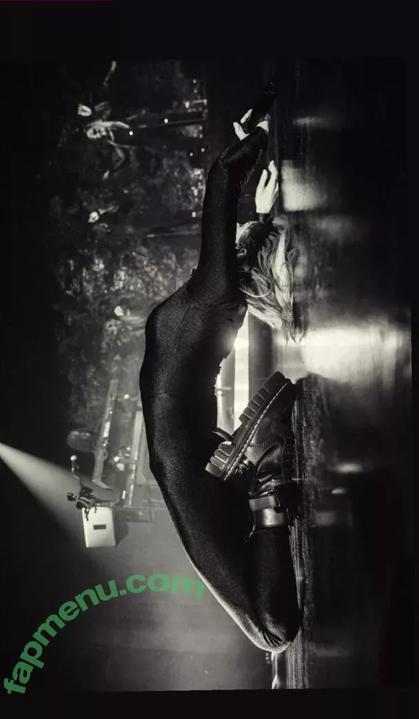 Ellie Goulding nude photo #0286 (elliegoulding / glovored)