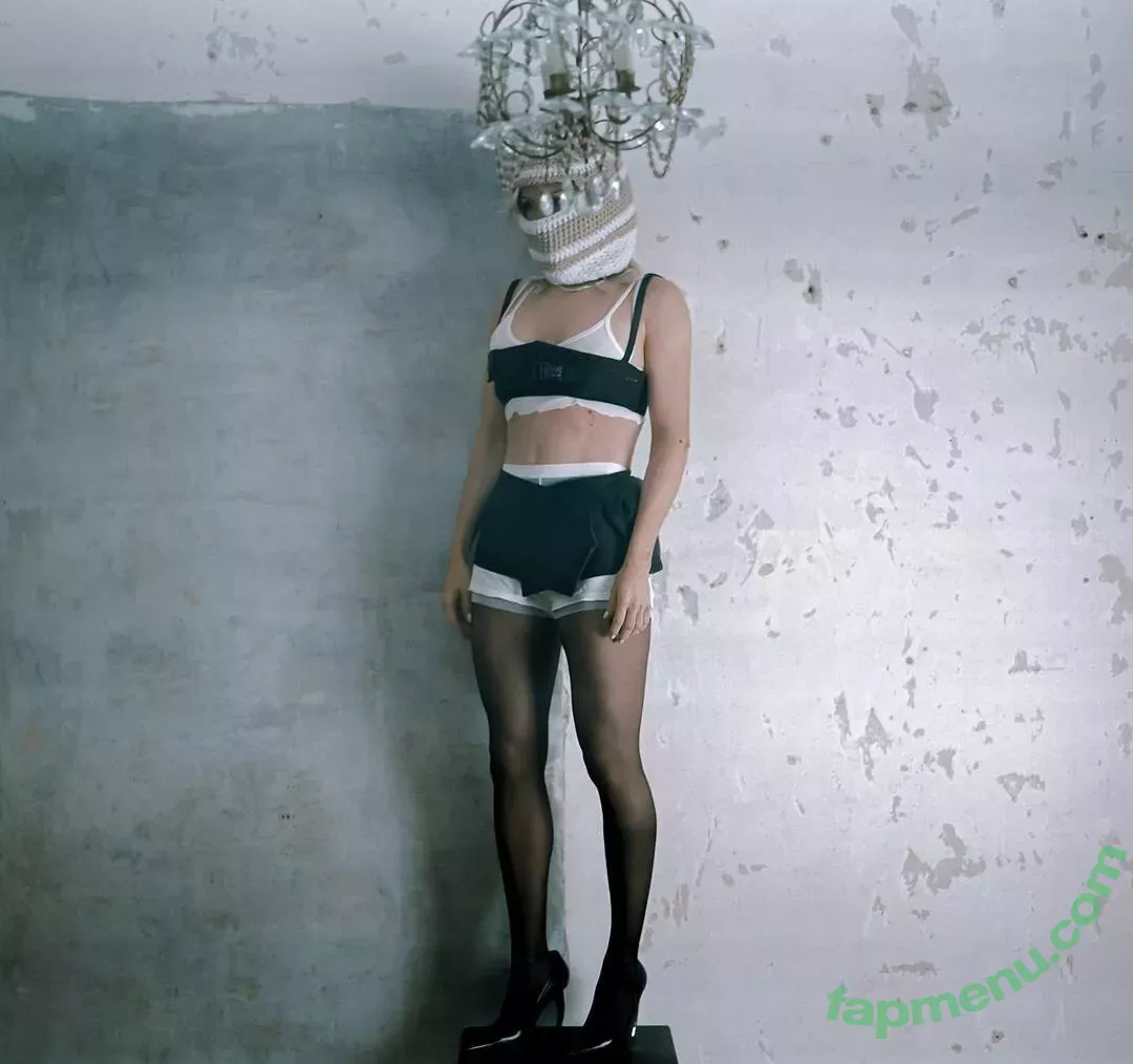 Ellie Goulding nude photo #0294 (elliegoulding / glovored)