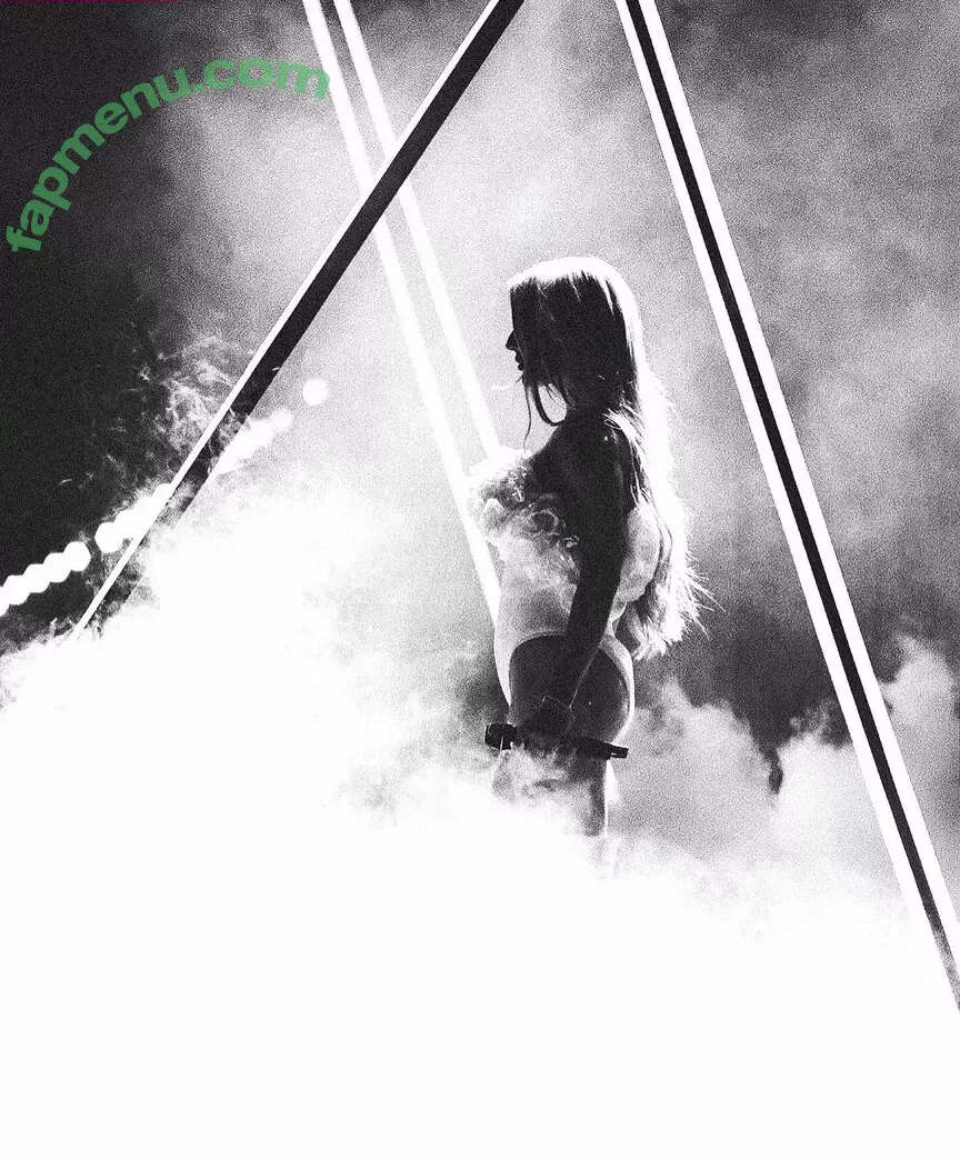 Ellie Goulding nude photo #0342 (elliegoulding / glovored)