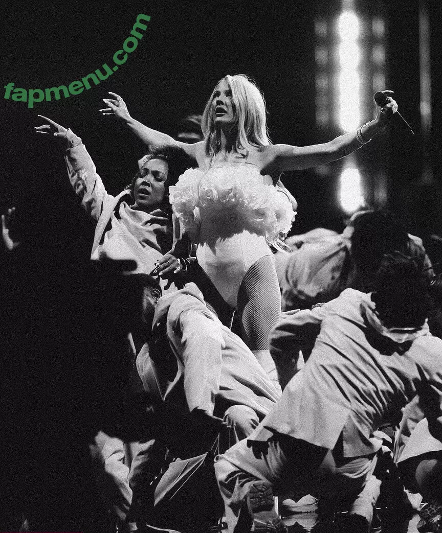 Ellie Goulding nude photo #0347 (elliegoulding / glovored)